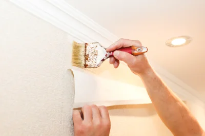 Pose de papier peint à Foucart — revêtements muraux et toiles de verre
